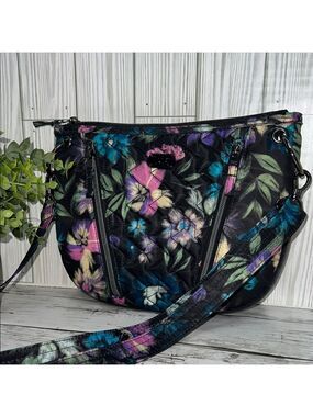 Lug Swivel Crossbody Bag  Floral Print Travel Organizer